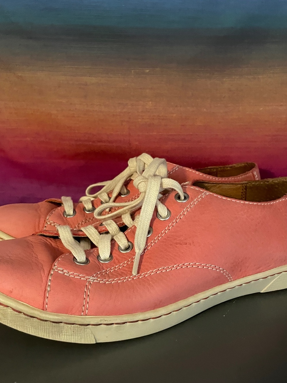 Born W52211 Coral Pink Leather Lace-Up Sneakers Comfort Shoes Size 8